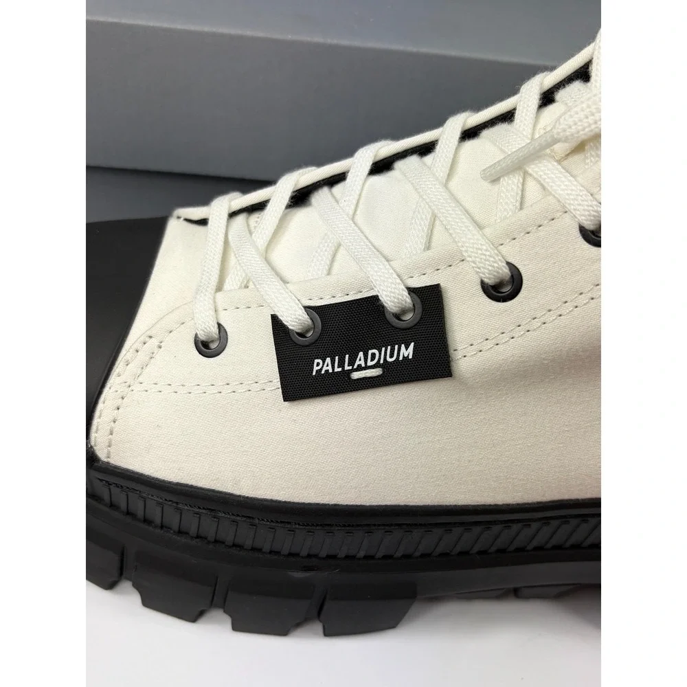 Palladium Revolt Hi TX Women 7.5 Star White Black Canvas Platform Lug Sole Boots